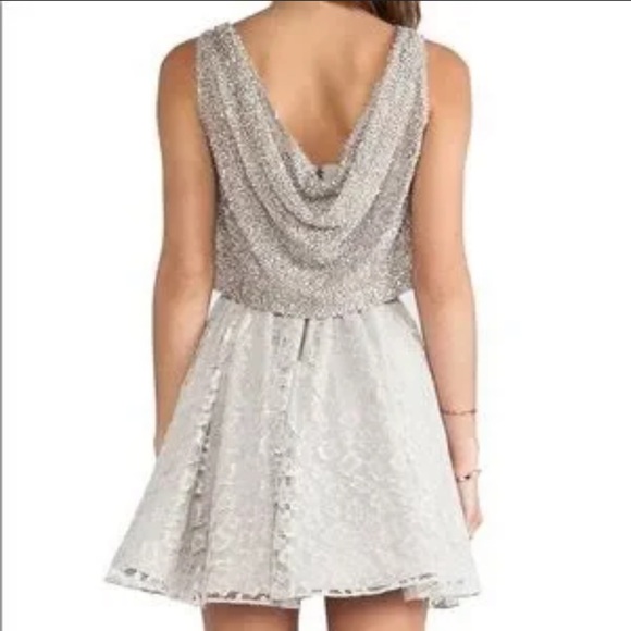 ALICE + OLIVIA hilta beaded silver lace mini dress size 2 - Picture 3 of 16